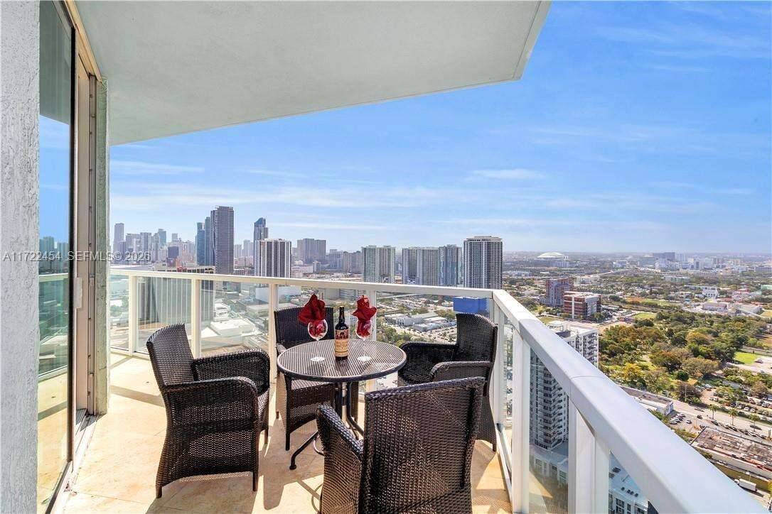 Quantum on the bay Unit #3518 | Picture 38