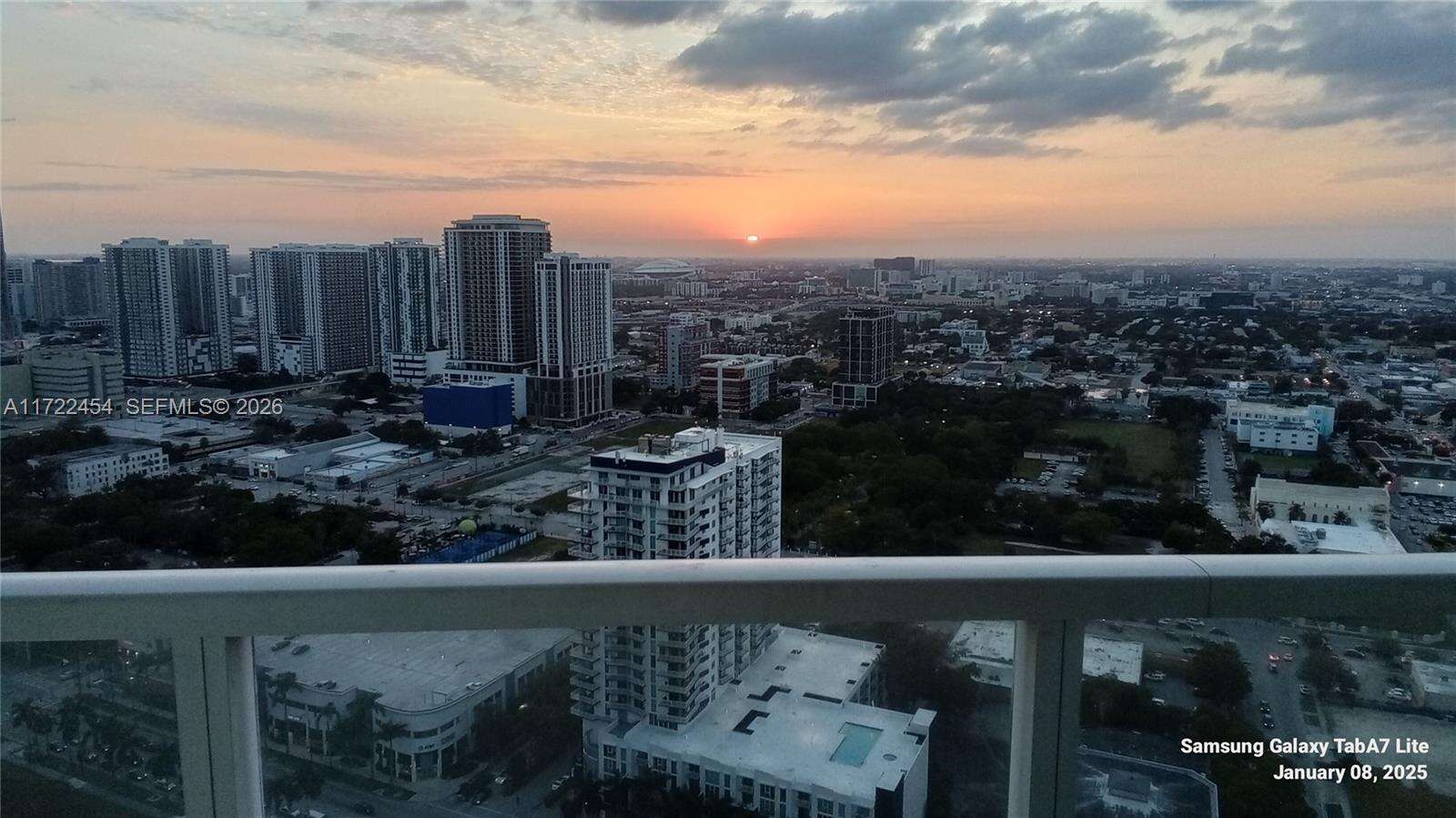 Quantum on the bay Unit #3518 | Picture 41