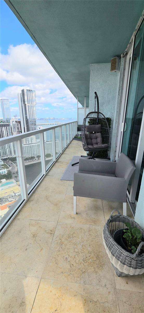 Quantum on the bay Unit #3518 | Picture 46