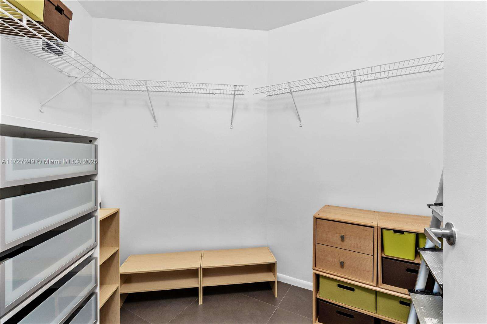 Quantum on the bay Unit #1805 | Picture 8