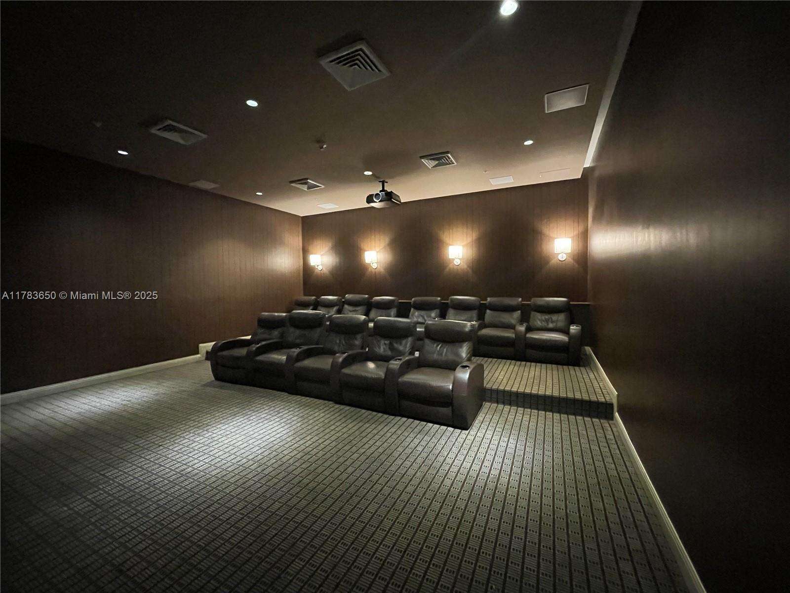 Quantum on the bay Unit #2404 | Picture 11