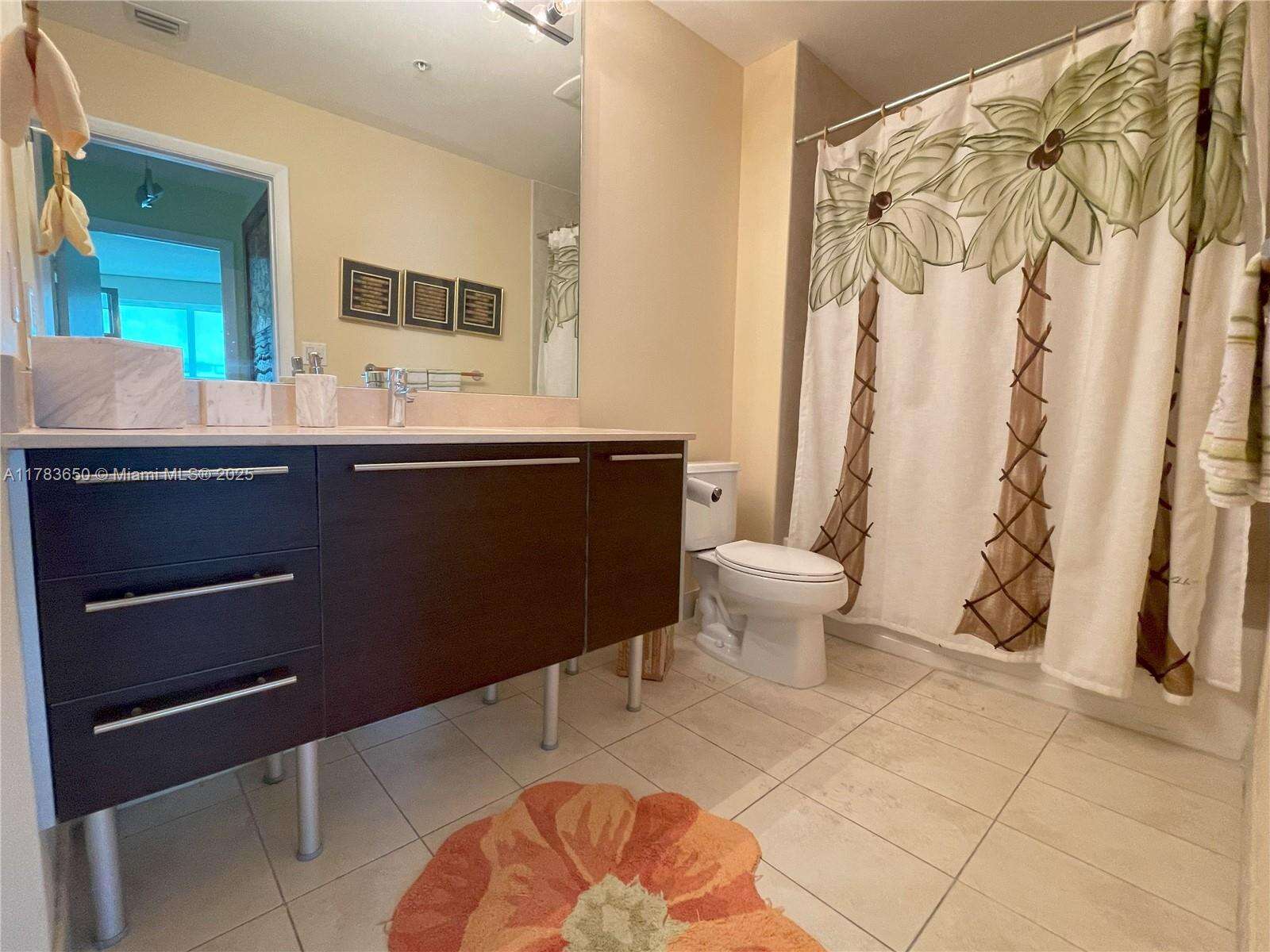 Quantum on the bay Unit #2404 | Picture 19