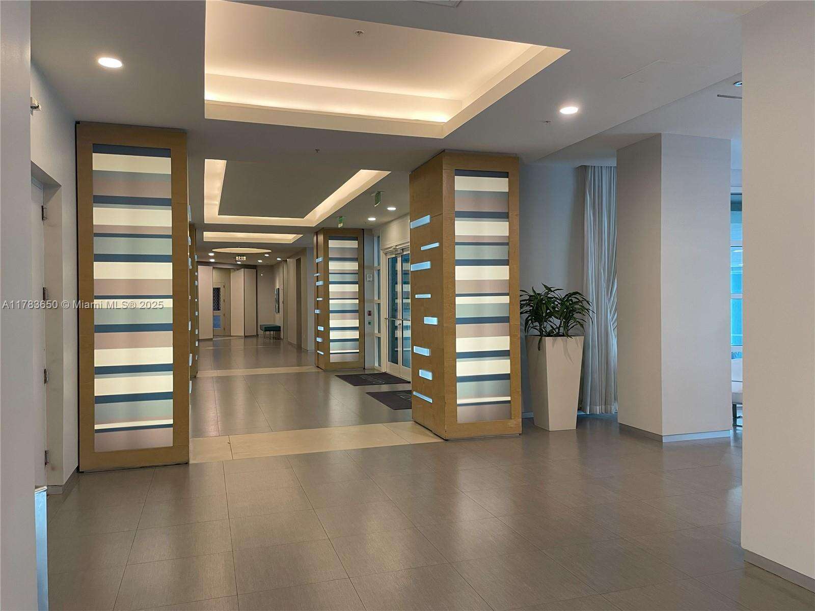 Quantum on the bay Unit #2404 | Picture 30