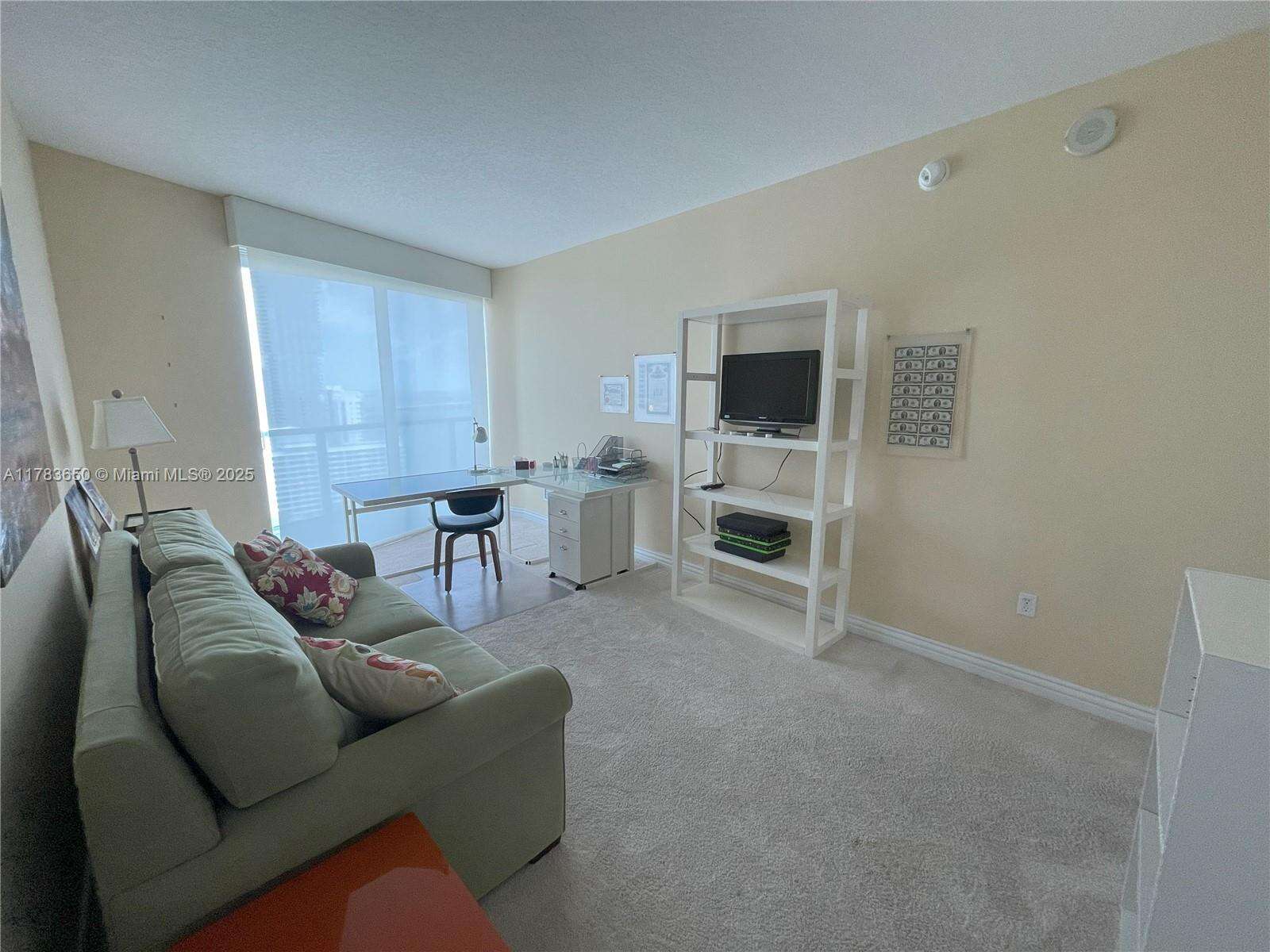 Quantum on the bay Unit #2404 | Picture 57