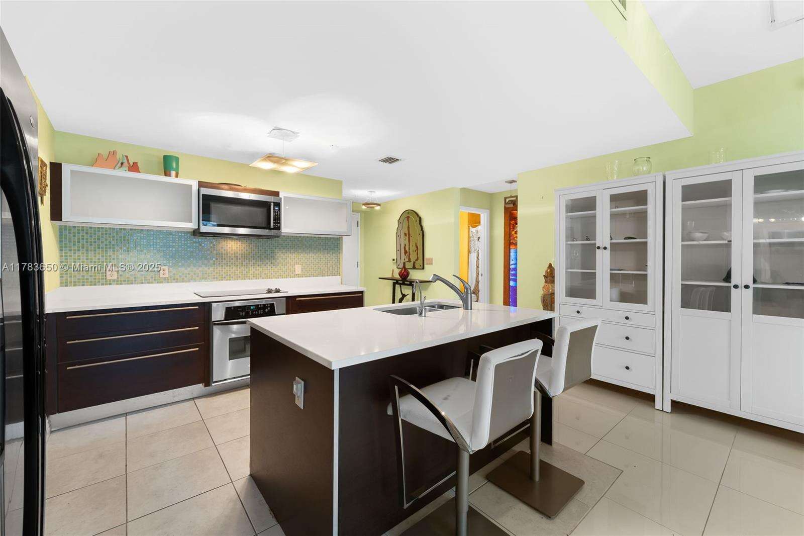 Quantum on the bay Unit #2404 | Picture 7