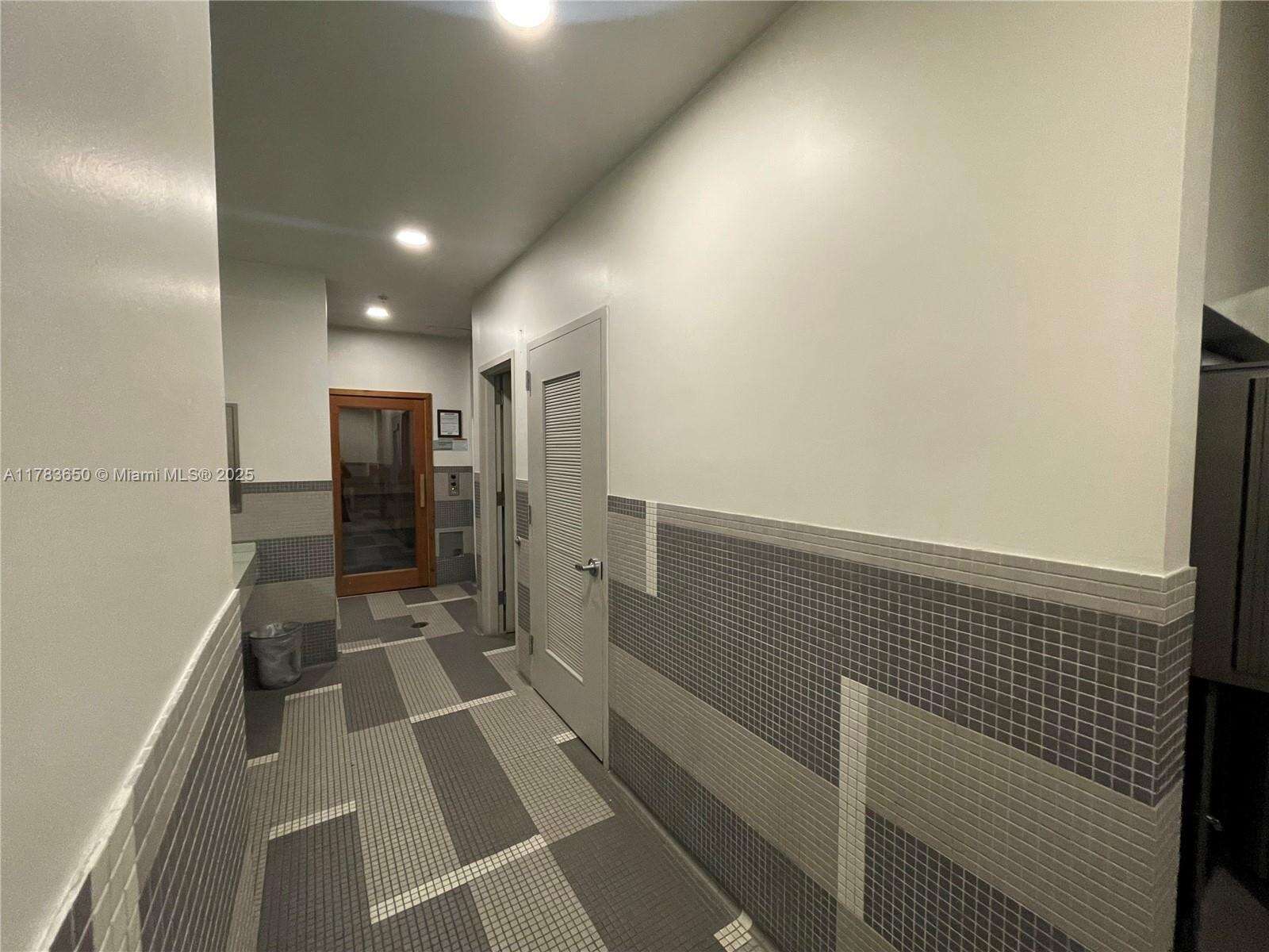 Quantum on the bay Unit #2404 | Picture 76