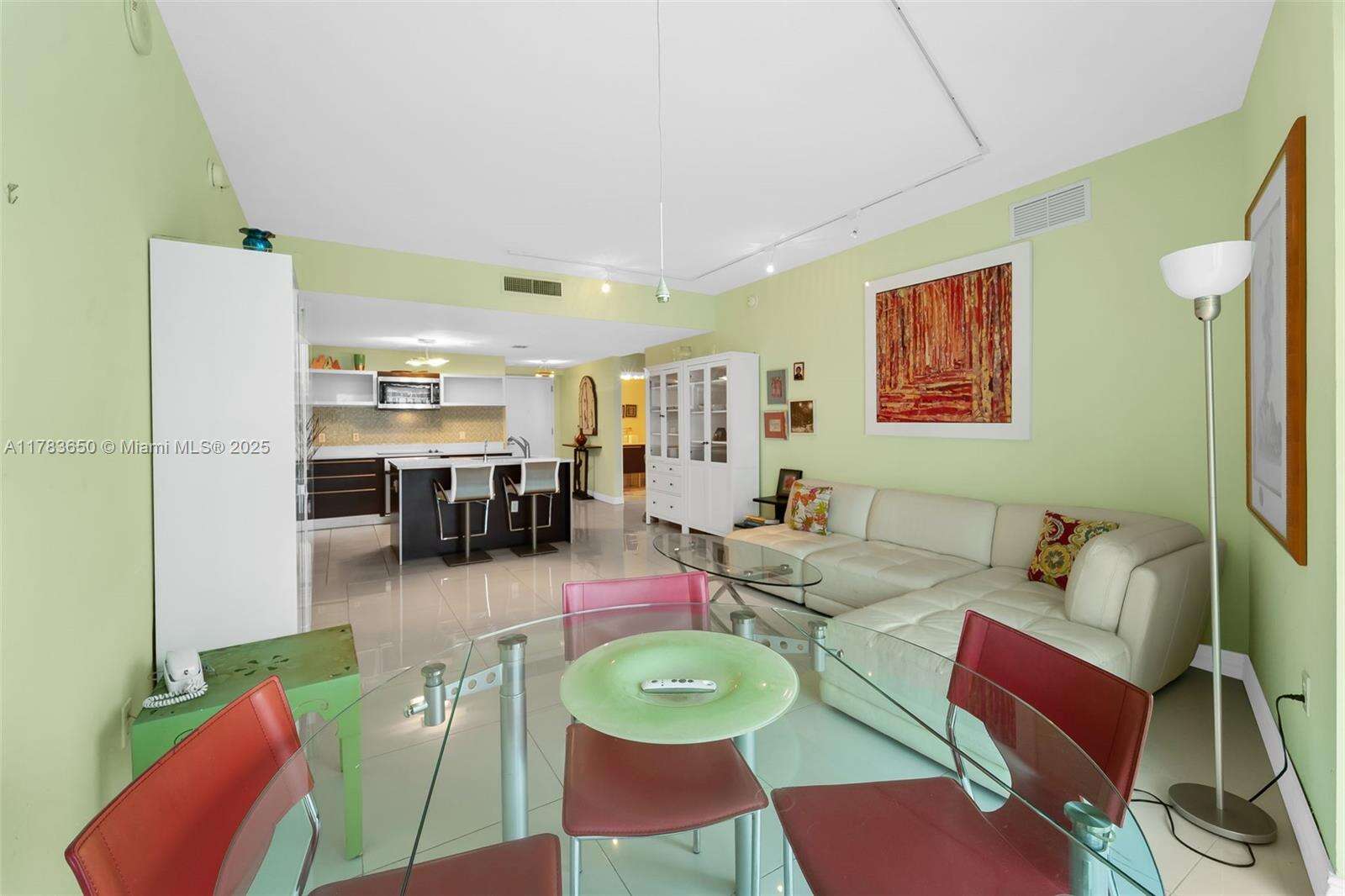 Quantum on the bay Unit #2404 | Picture 96