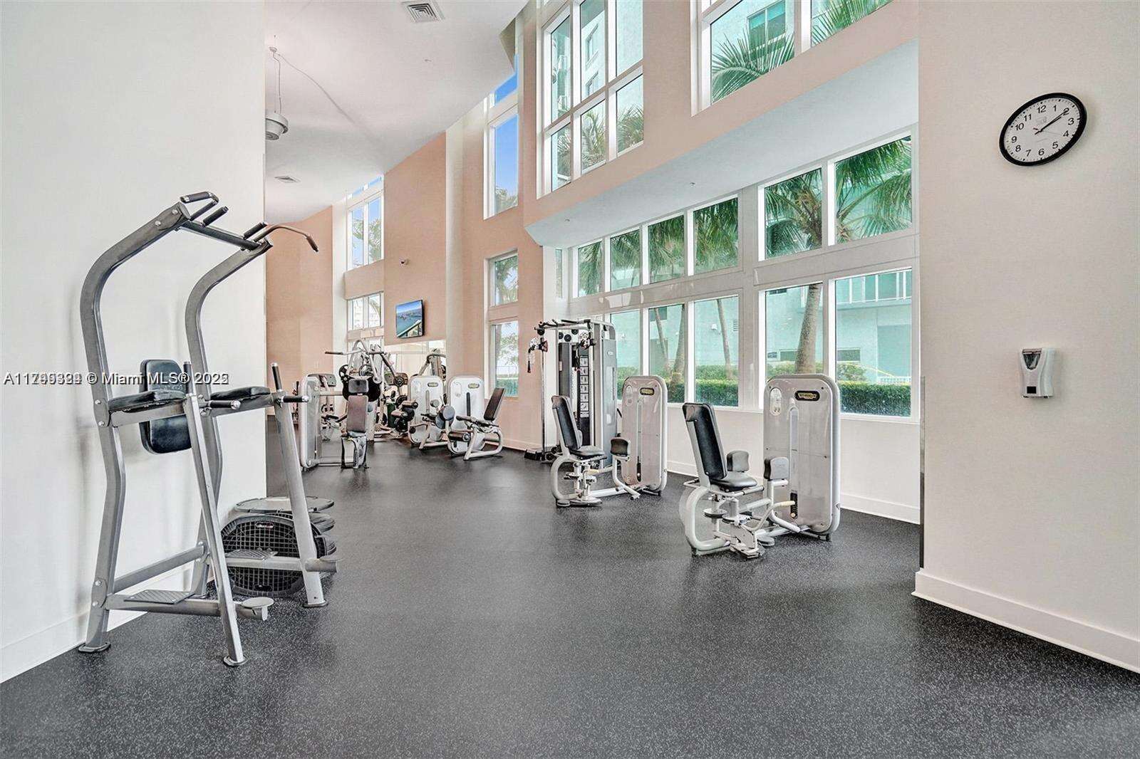 Quantum on the bay Unit #2307 | Picture 17