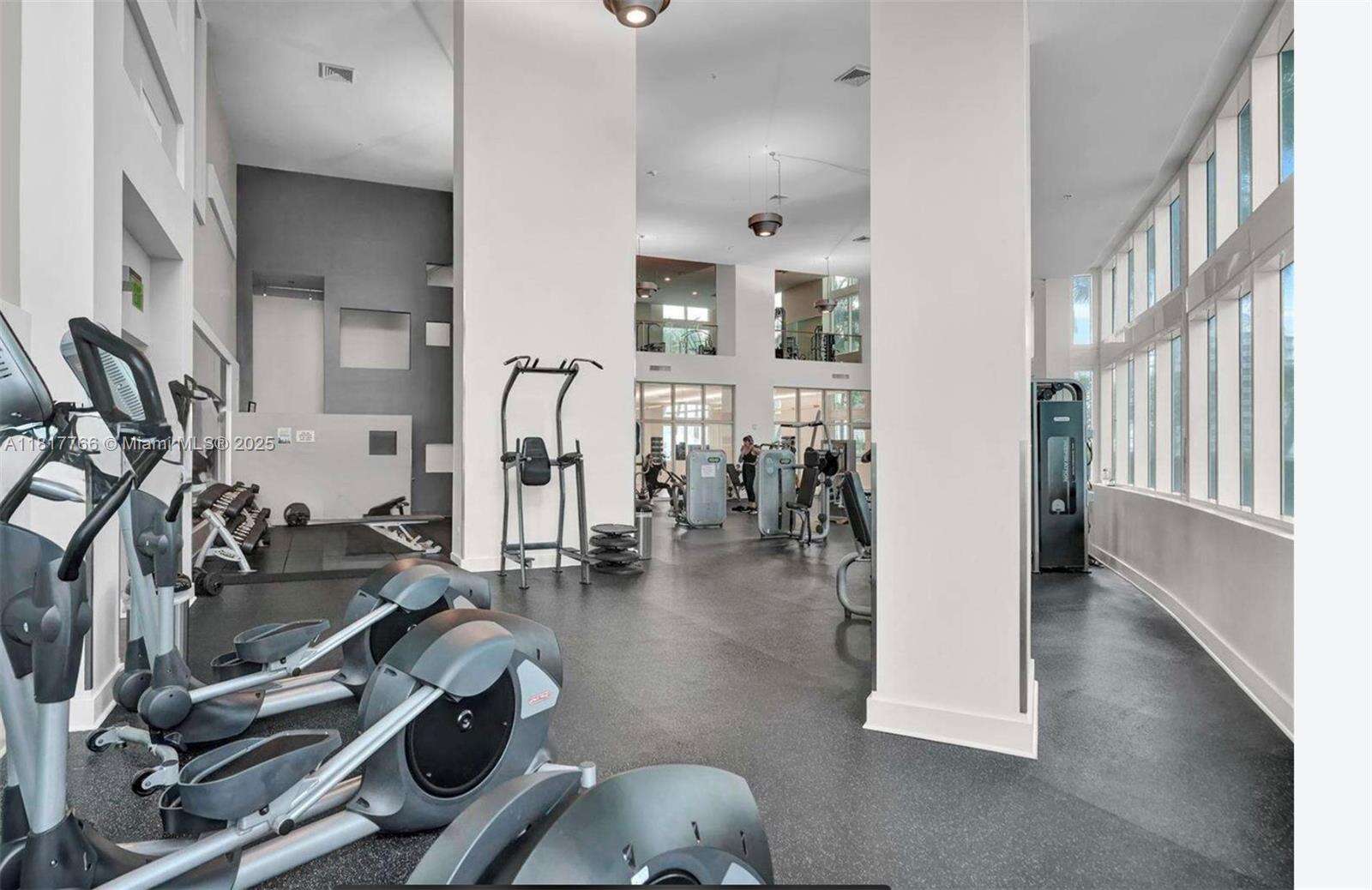 Quantum on the bay Unit #3909 | Picture 16