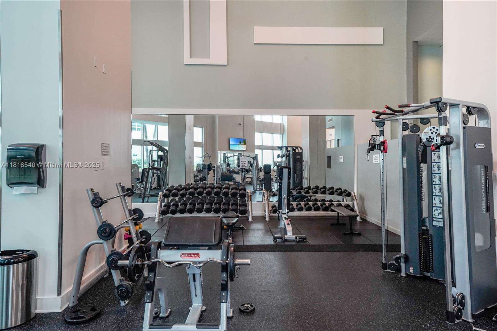 Quantum on the bay Unit #1411 | Picture 23