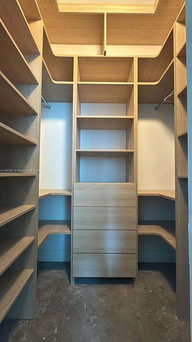 Quantum on the bay Unit #909 | Picture 19