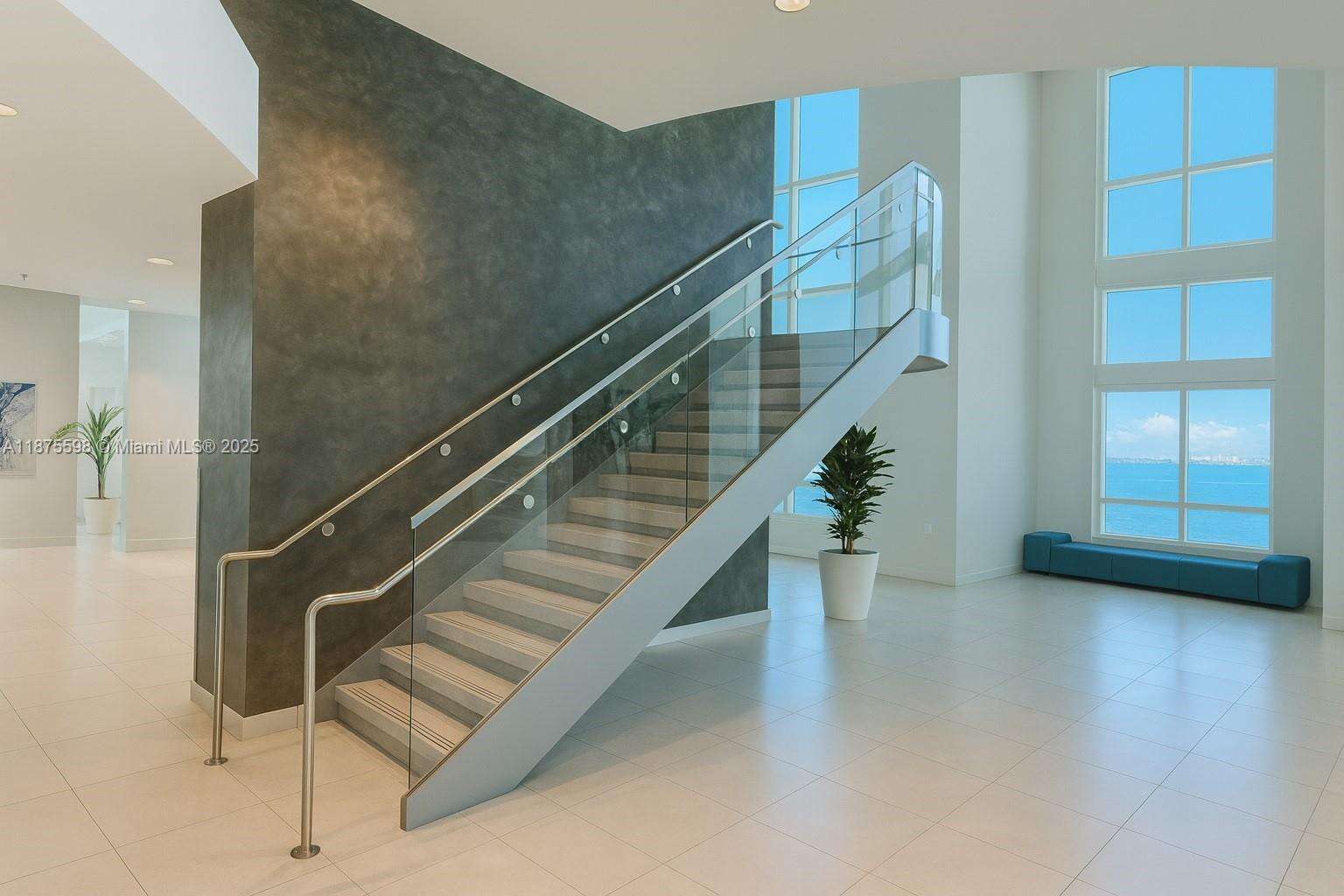 Quantum on the bay Unit #3207 | Picture 14