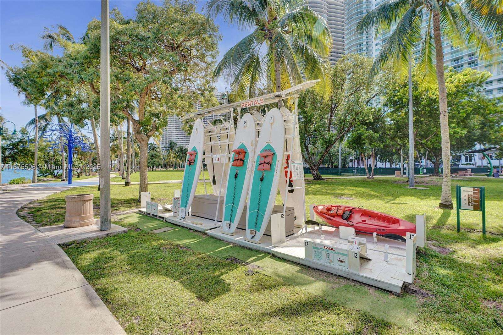 Quantum on the bay Unit #3207 | Picture 23