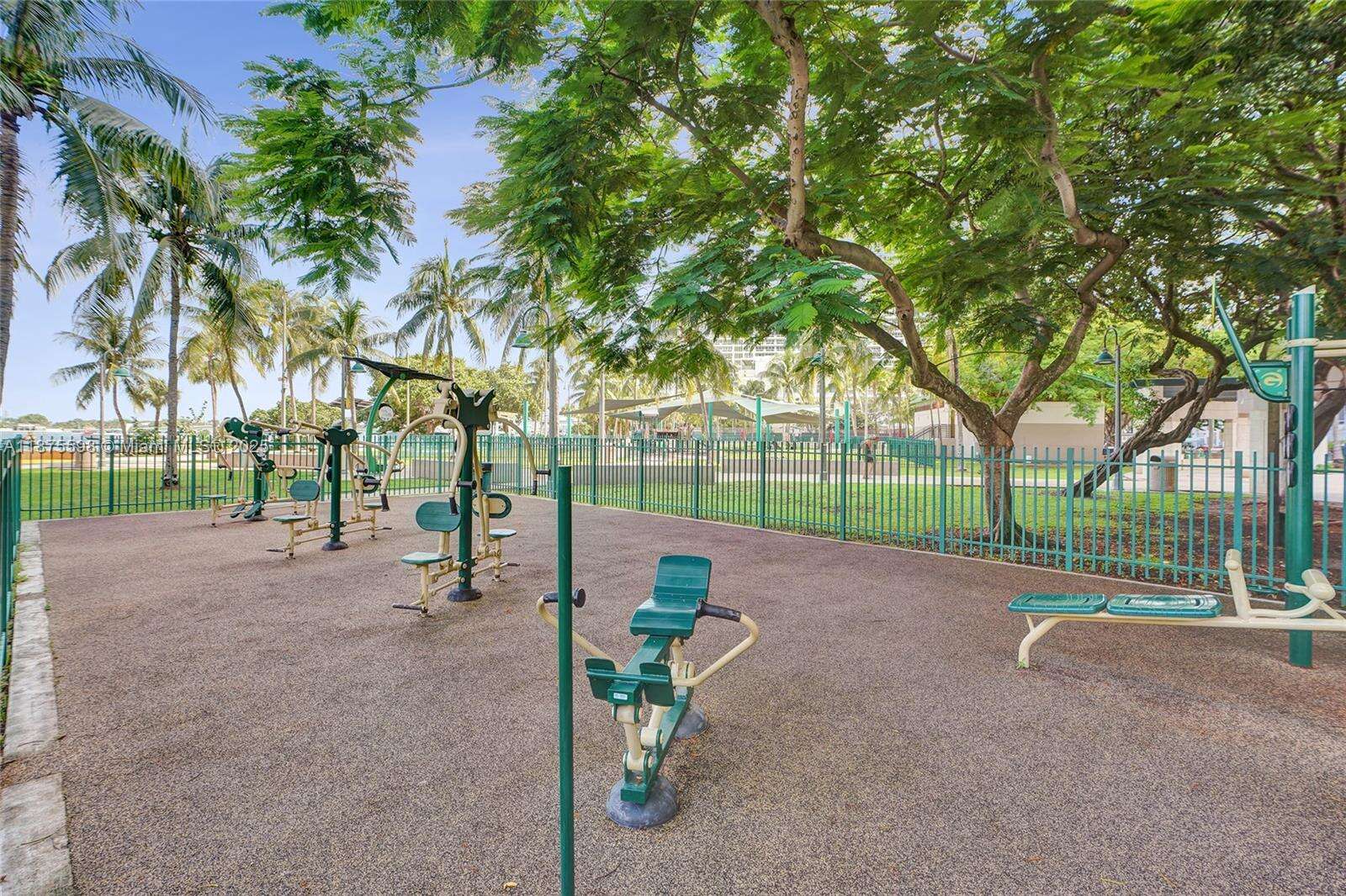 Quantum on the bay Unit #3207 | Picture 30