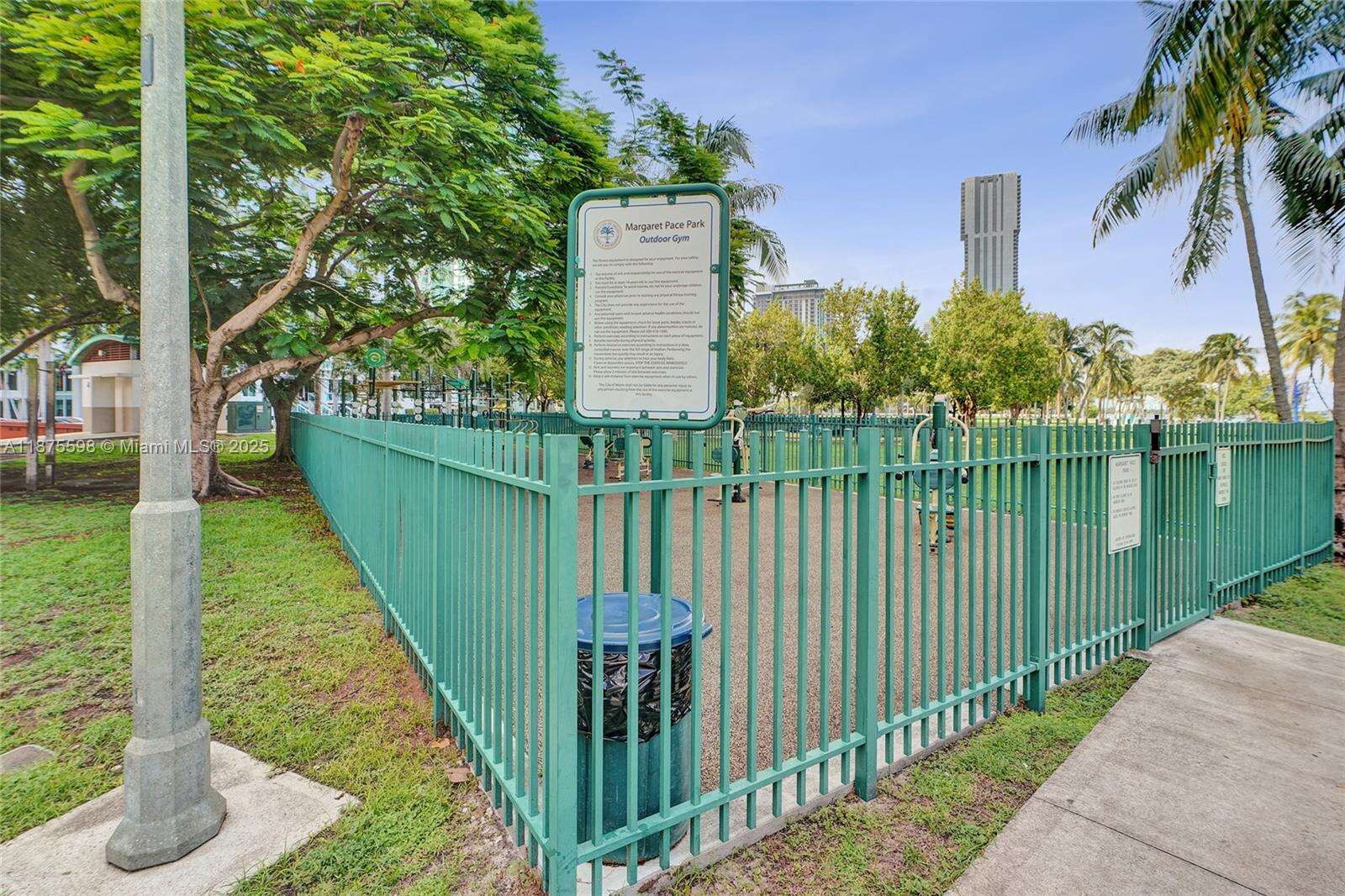 Quantum on the bay Unit #3207 | Picture 32