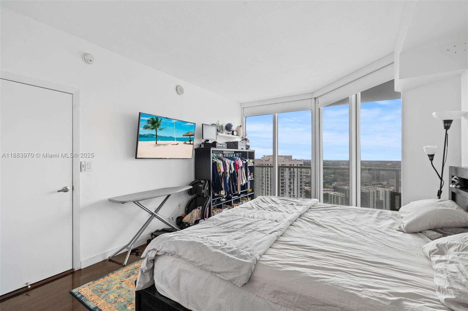 Quantum on the bay Unit #4018 | Picture 20