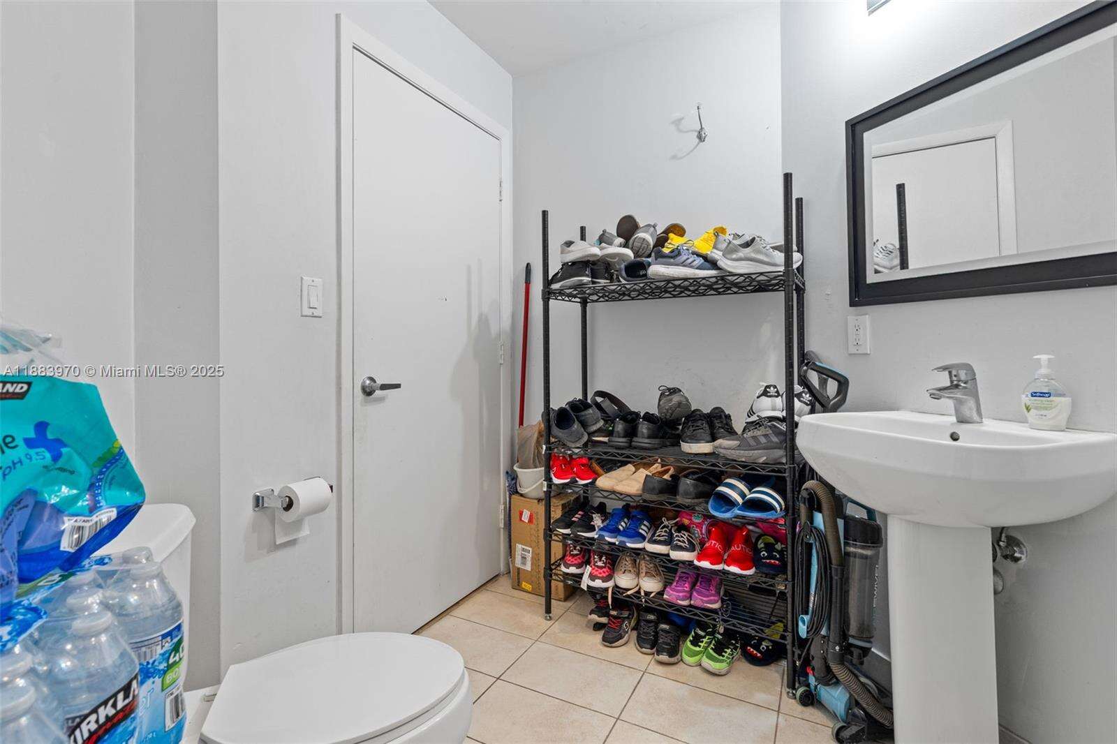 Quantum on the bay Unit #4018 | Picture 31