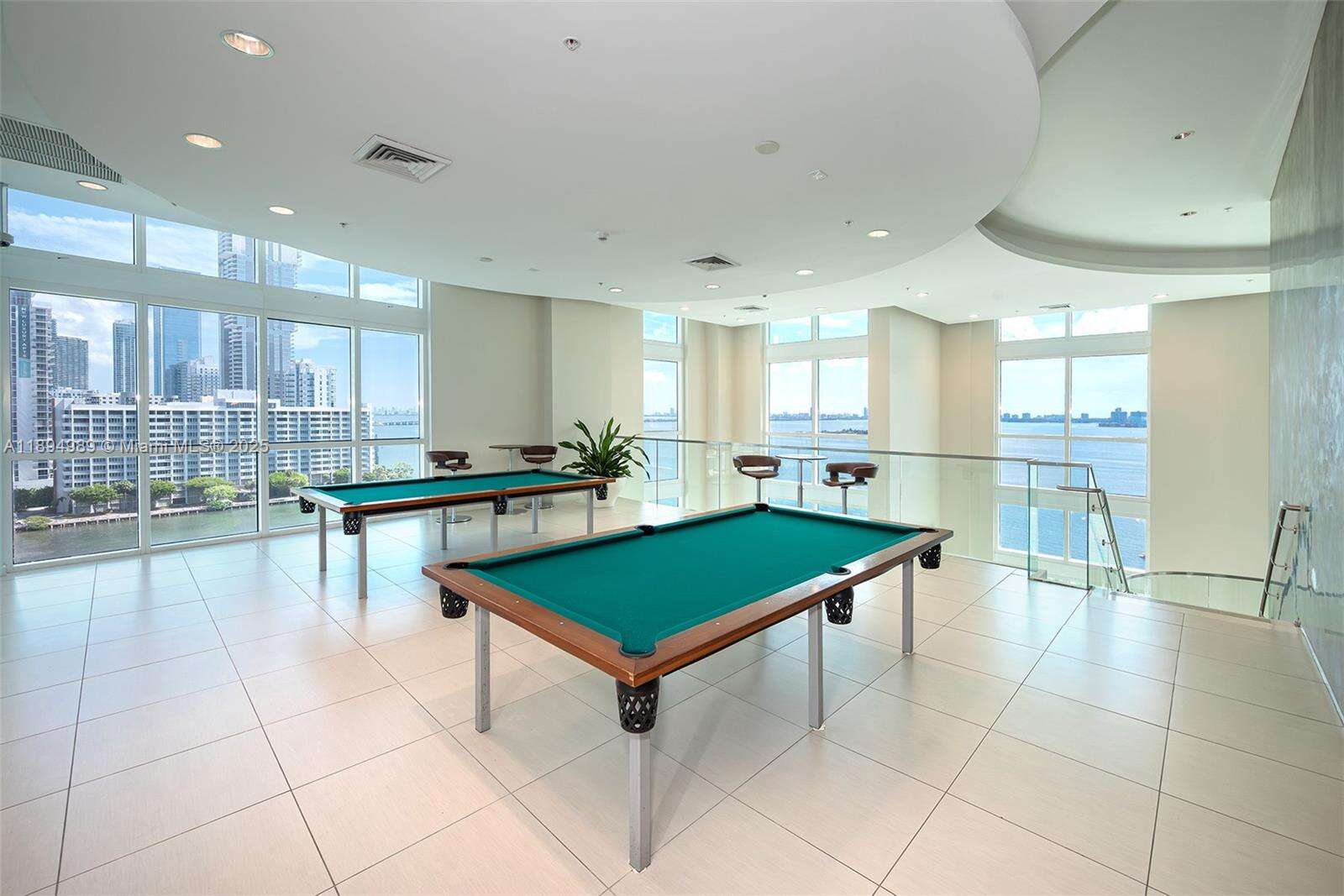 Quantum on the bay Unit #4019 | Picture 39