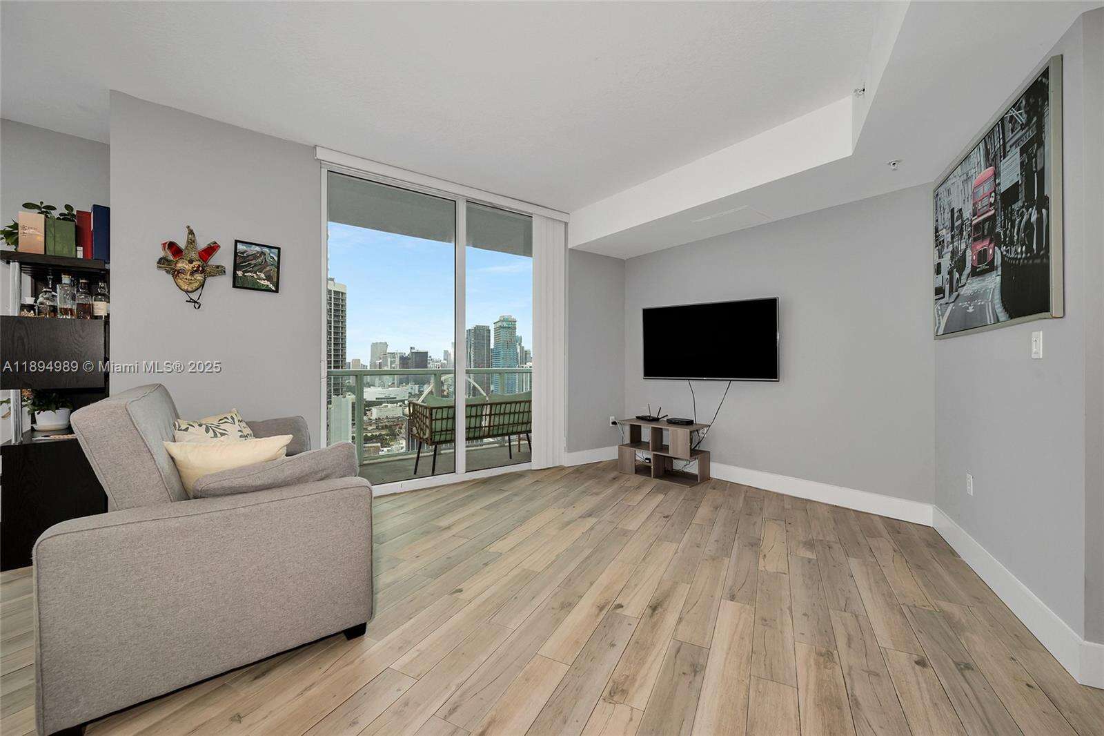 Quantum on the bay Unit #4019 | Picture 10