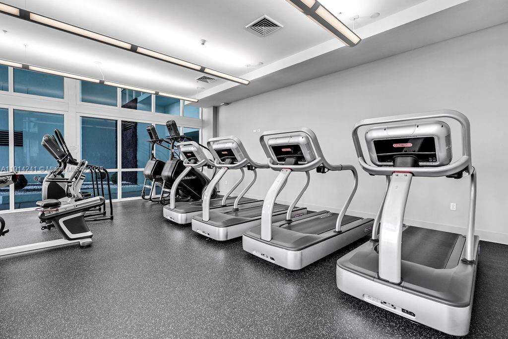 Quantum on the bay Unit #5103 | Picture 46