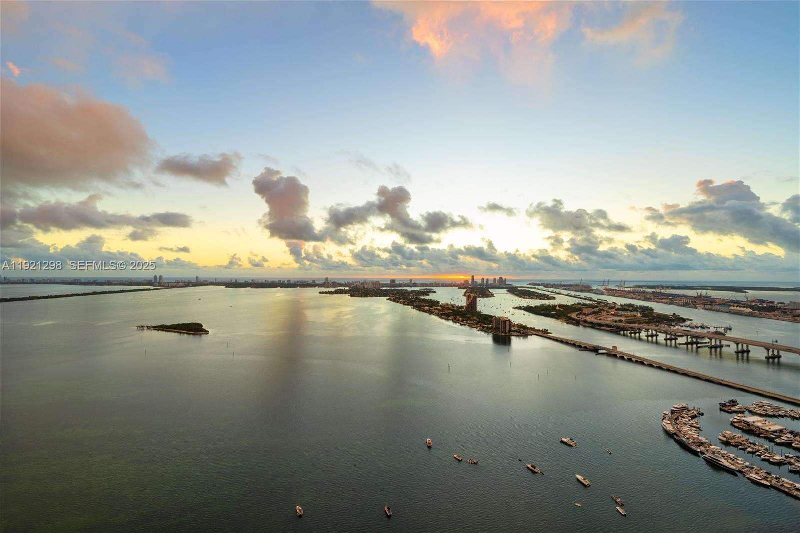 Quantum on the bay Unit #PH-4902 | Picture 45