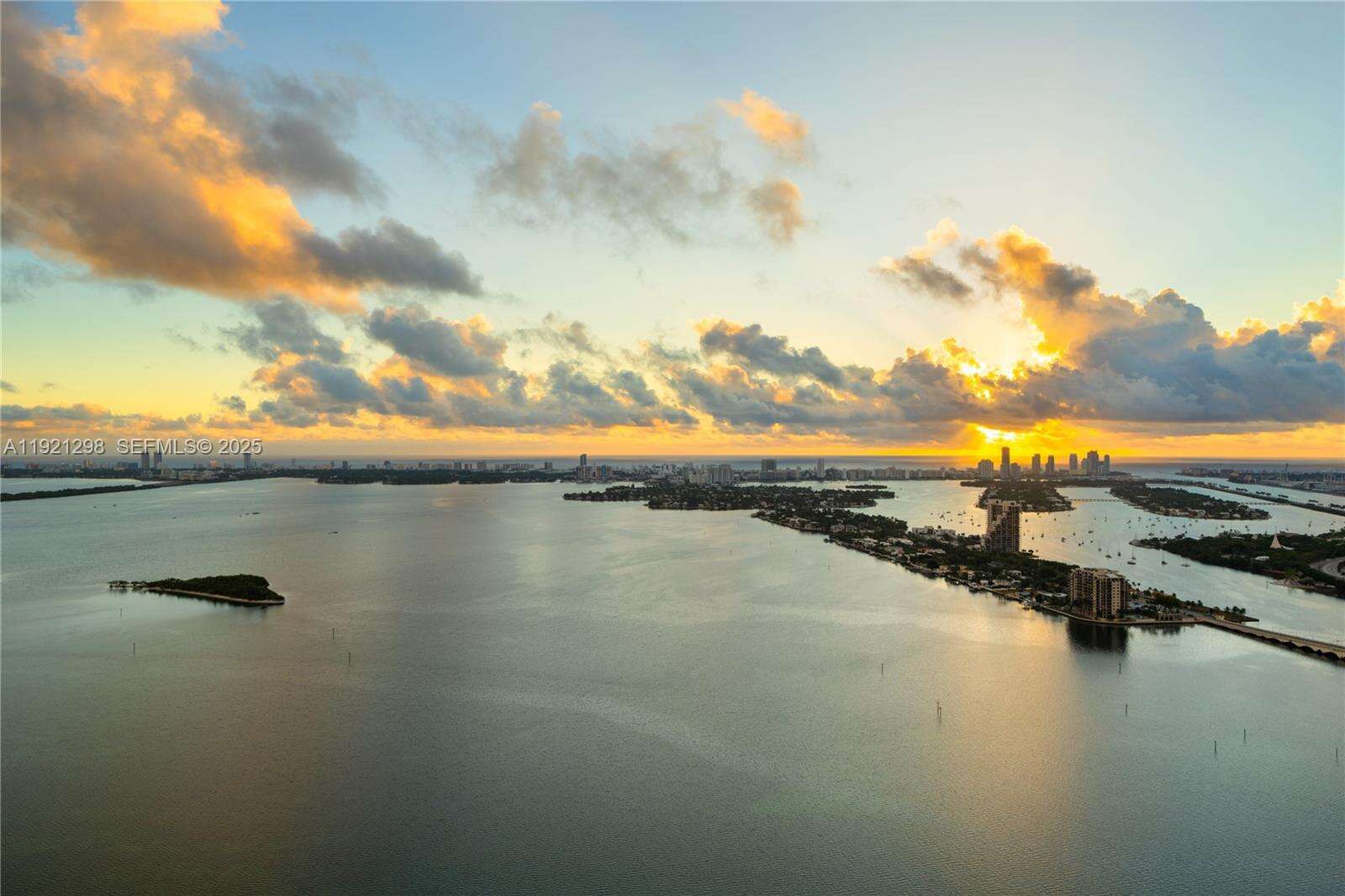 Quantum on the bay Unit #PH-4902 | Picture 48