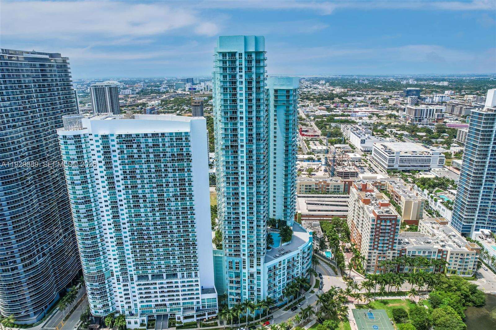 Quantum on the bay Unit #604 | Picture 43