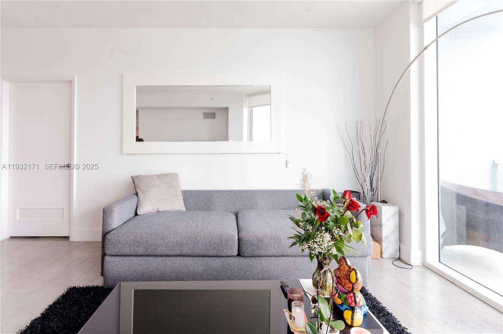 Quantum on the bay Unit #3514 | Picture 11