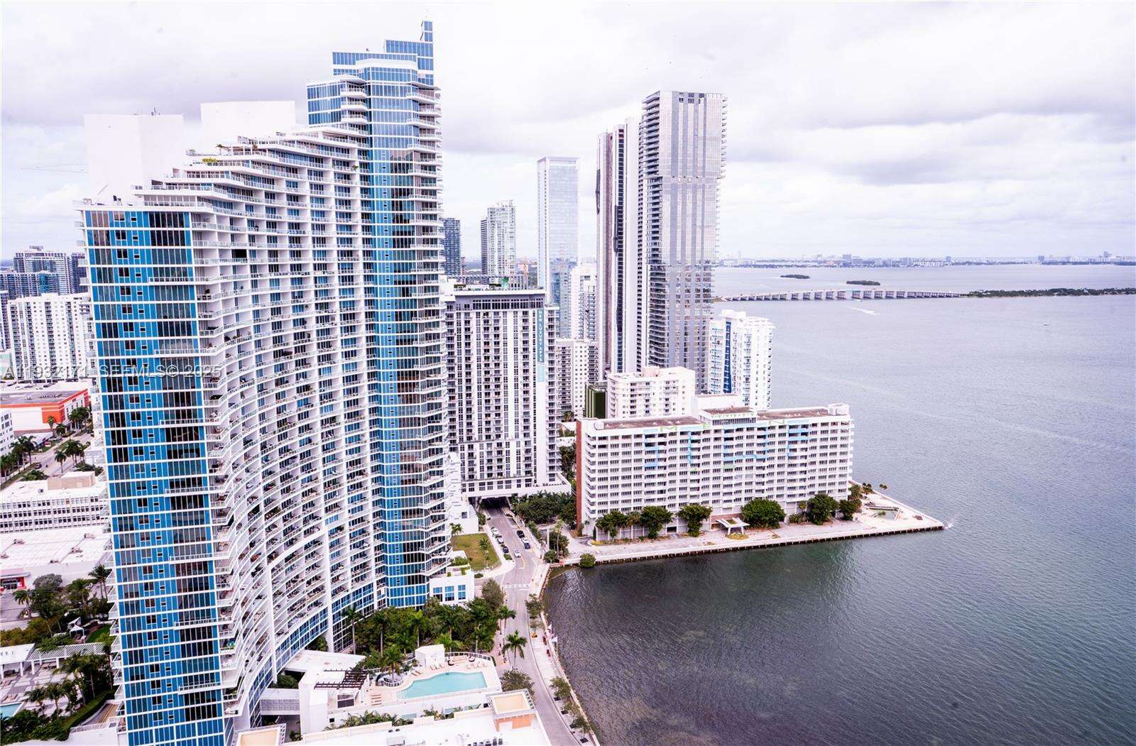 Quantum on the bay Unit #3514 | Picture 23