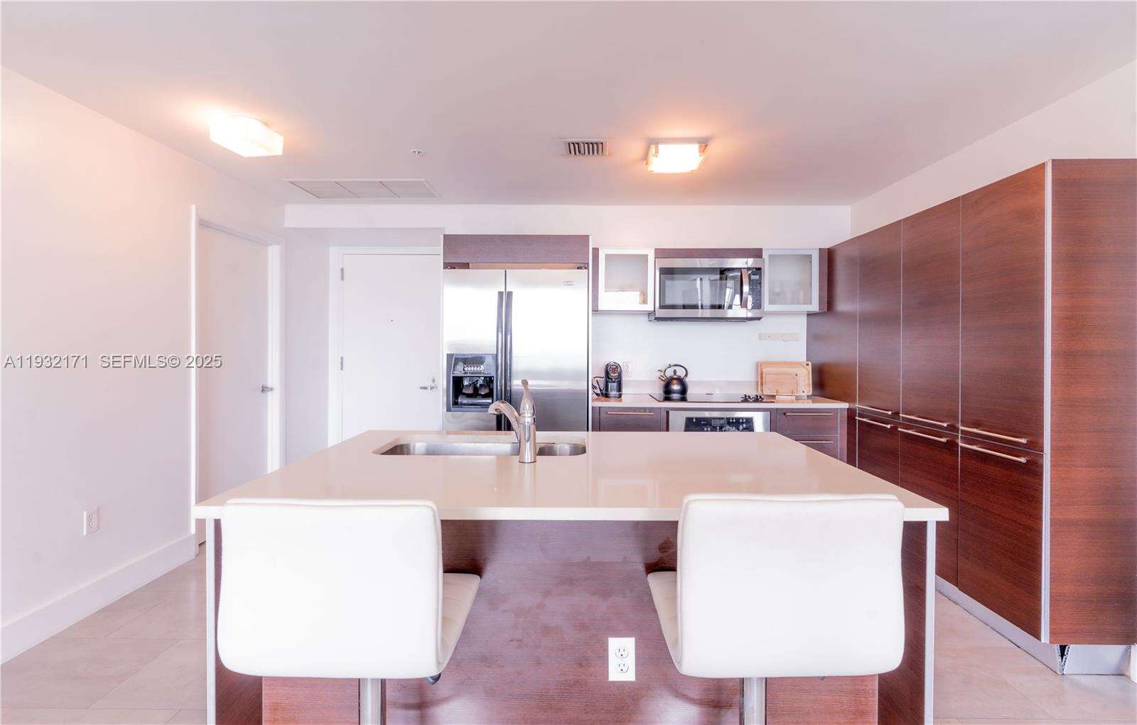 Quantum on the bay Unit #3514 | Picture 4