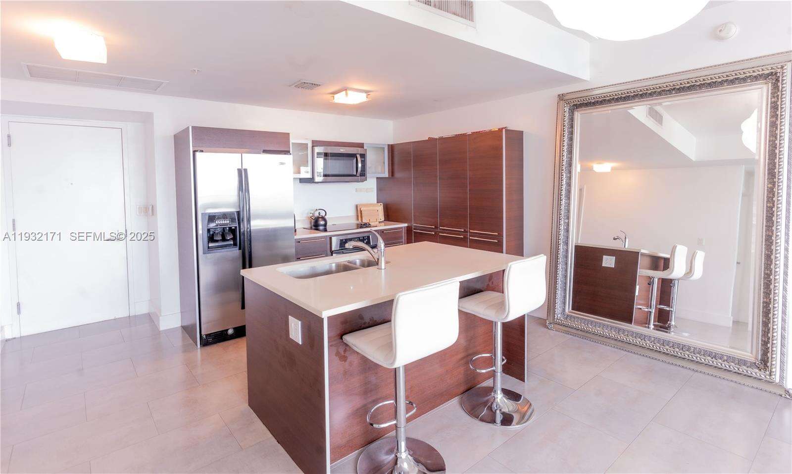 Quantum on the bay Unit #3514 | Picture 6