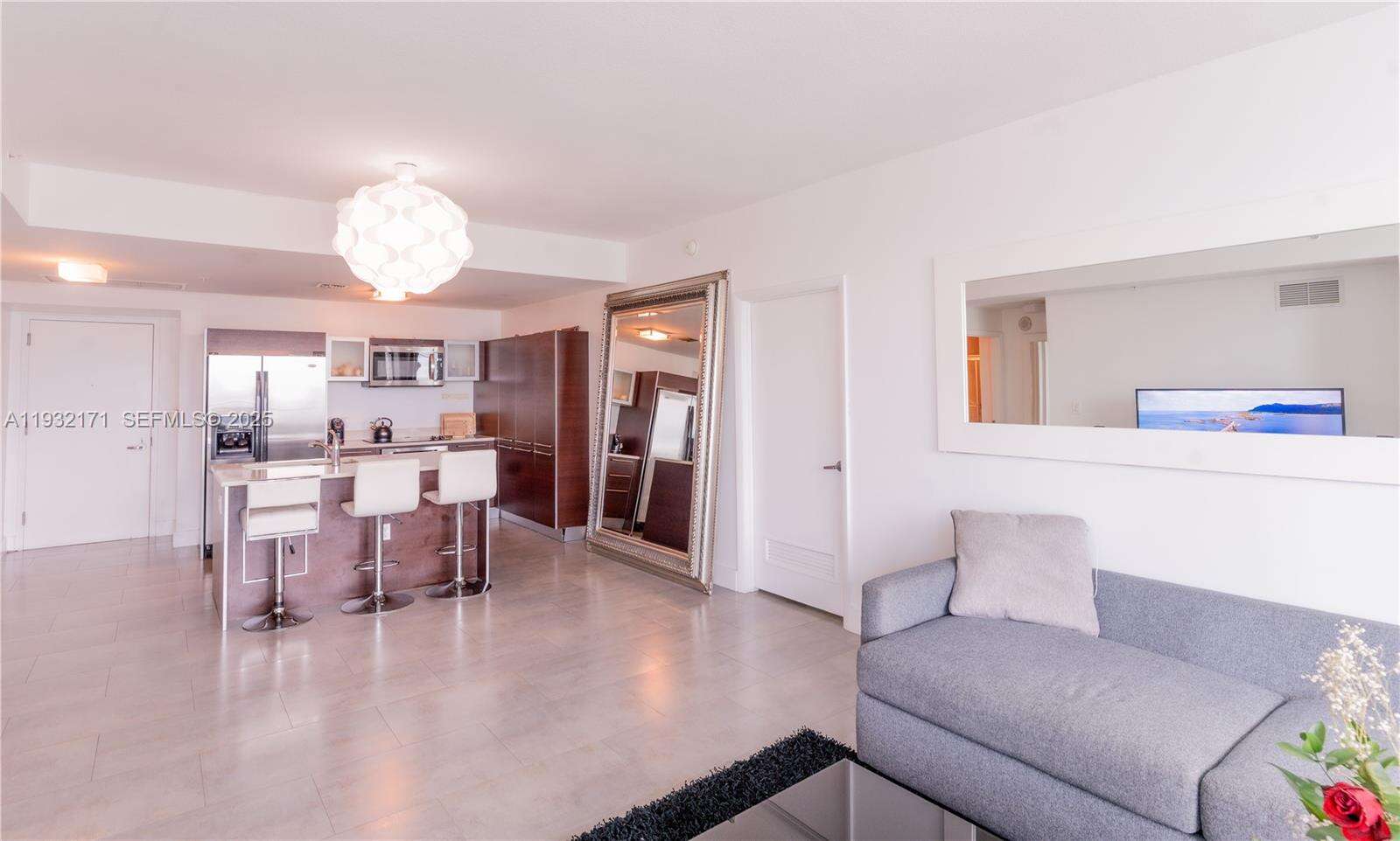 Quantum on the bay Unit #3514 | Picture 8