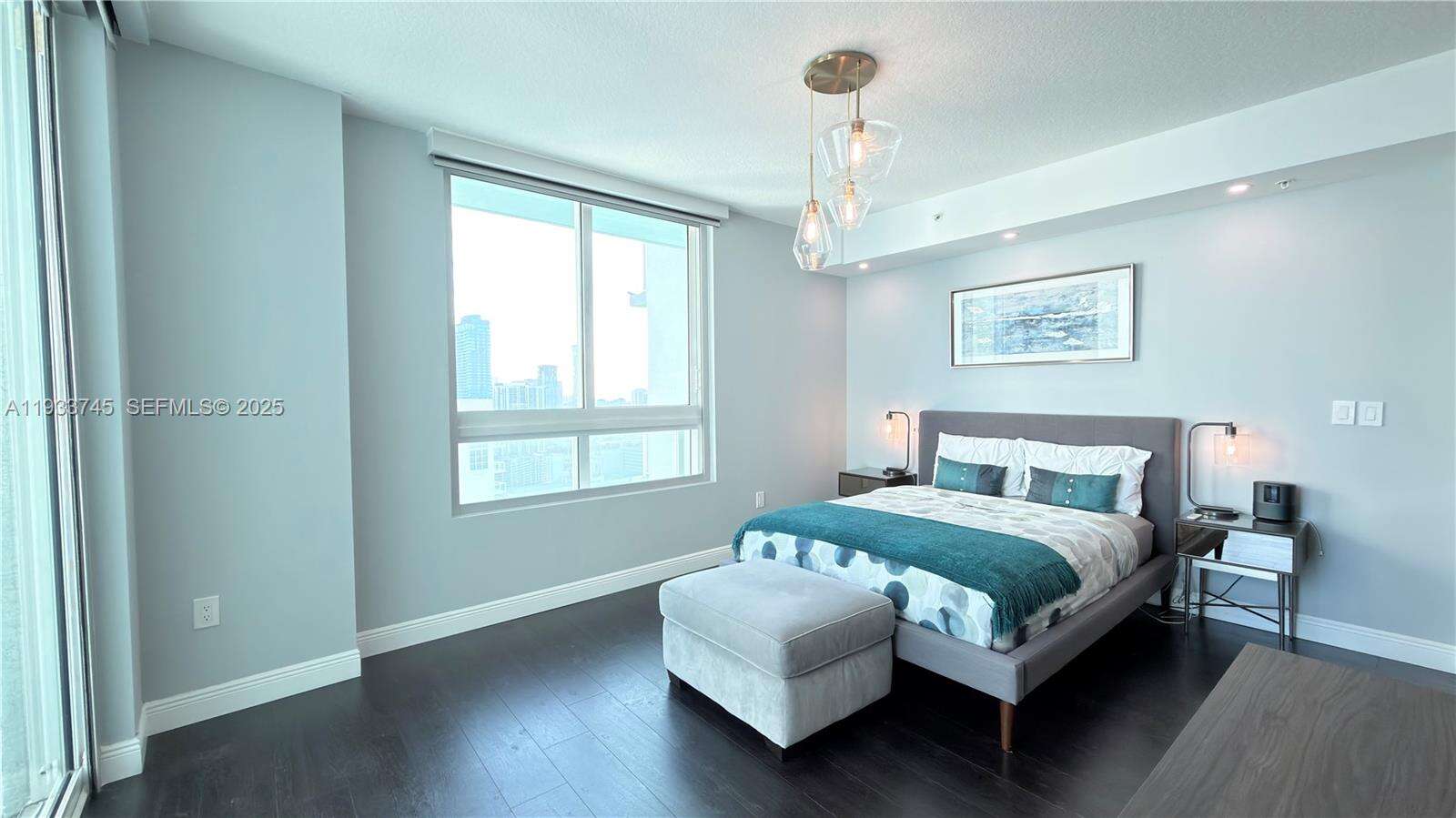 Quantum on the bay Unit #3705 | Picture 25