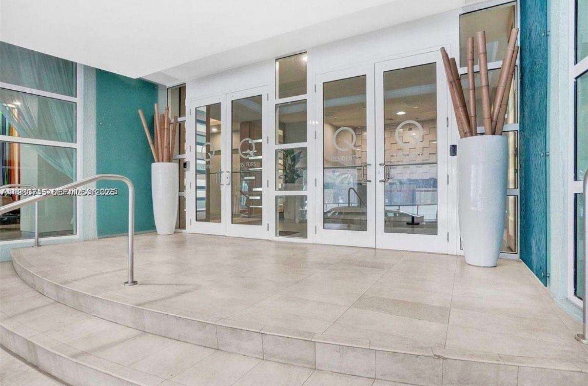 Quantum on the bay Unit #3705 | Picture 4