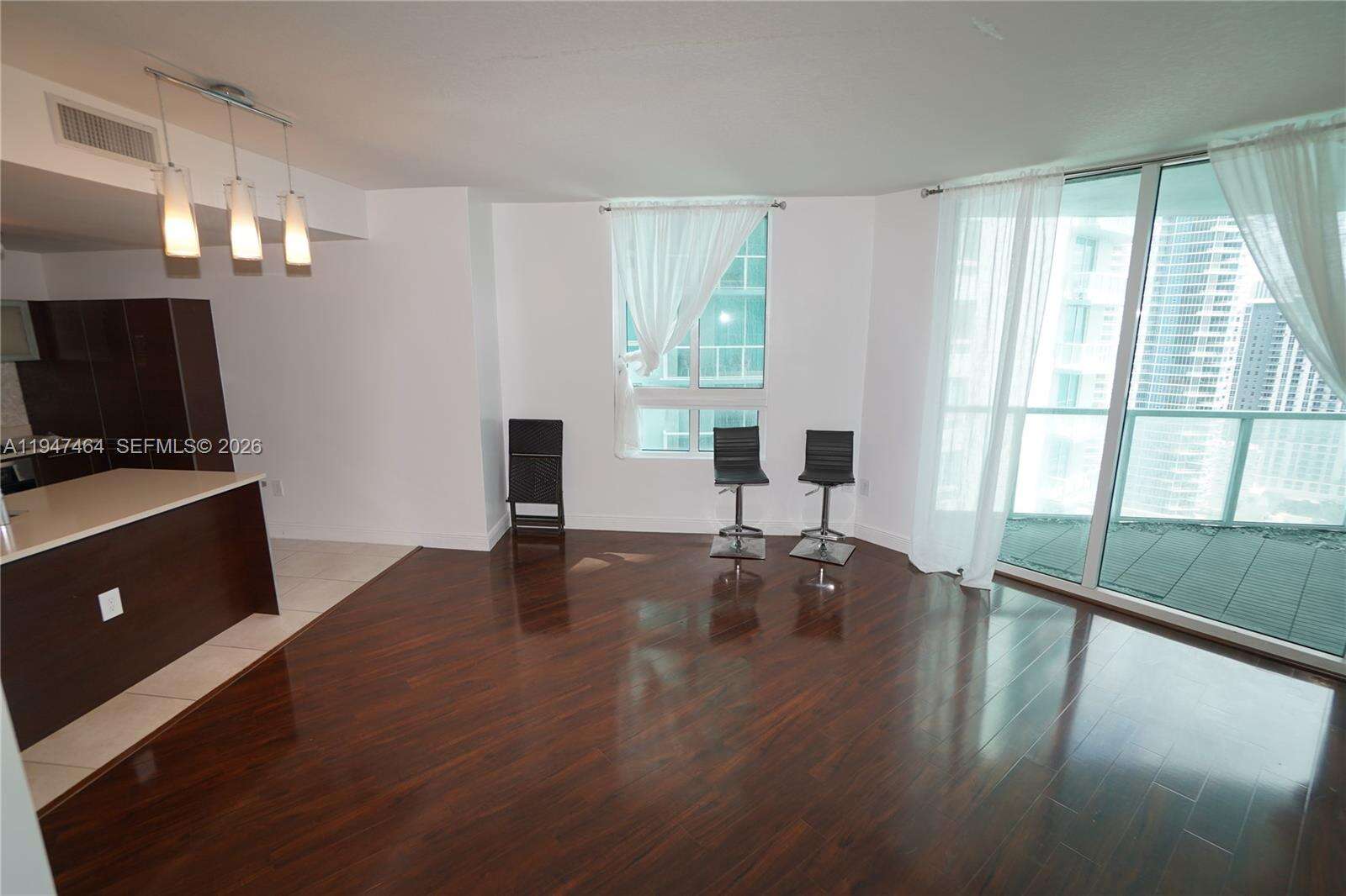 Quantum on the bay Unit #2510 | Picture 11