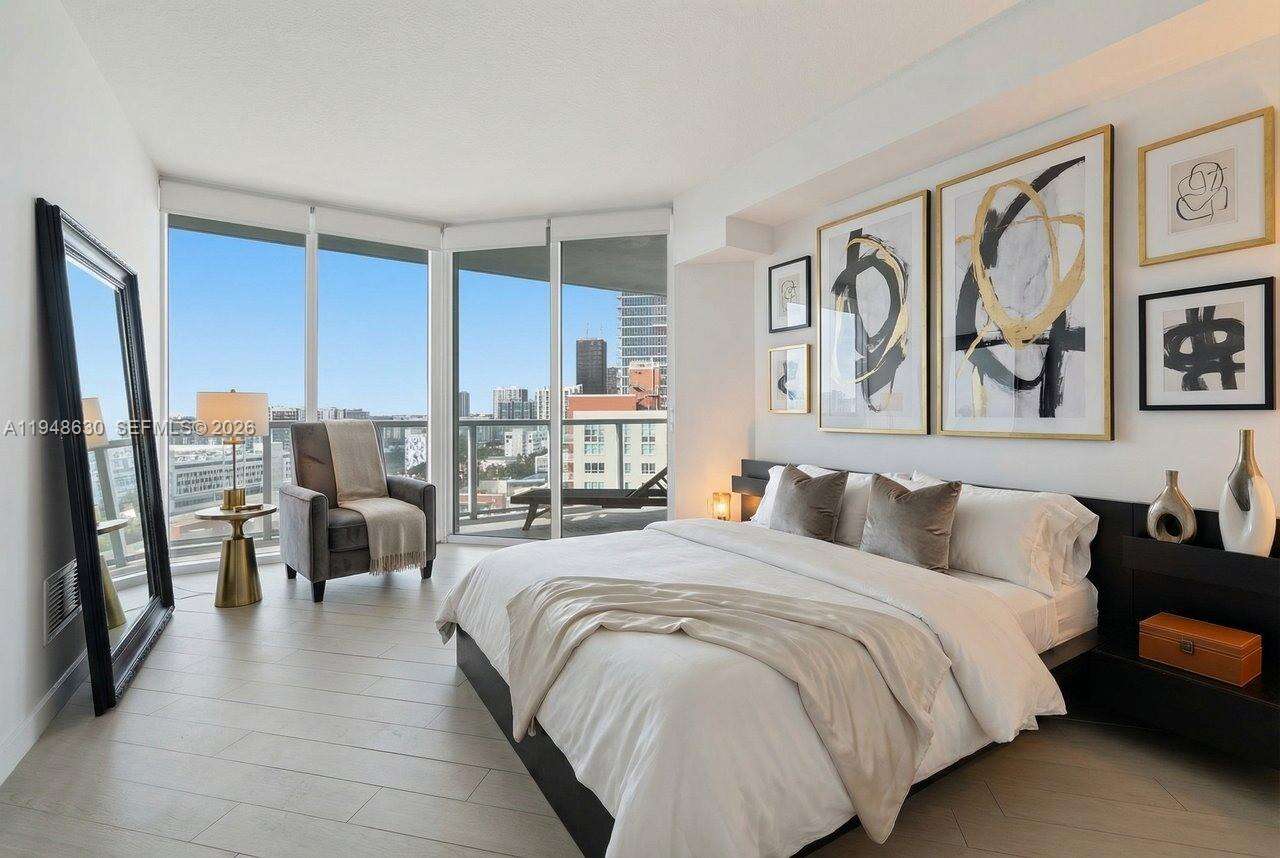 Quantum on the bay Unit #1518 | Picture 2