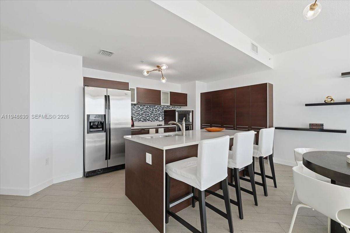 Quantum on the bay Unit #1518 | Picture 15