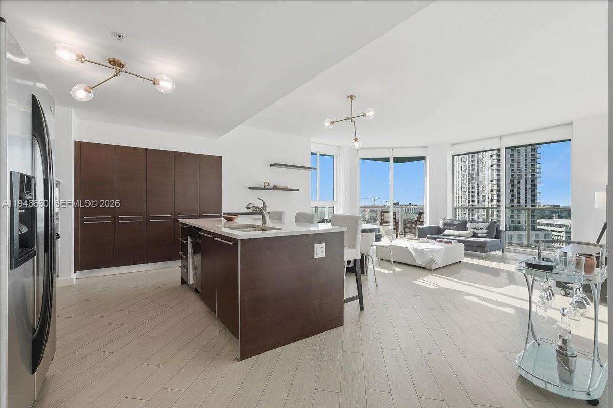 Quantum on the bay Unit #1518 | Picture 33