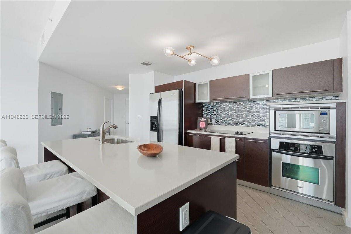 Quantum on the bay Unit #1518 | Picture 7