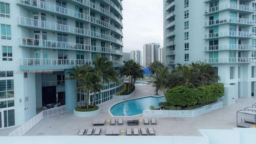 Quantum on the bay Unit #2018 | Picture 32