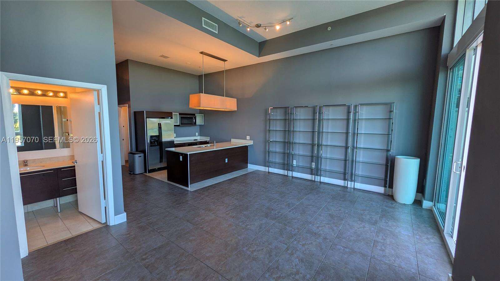 Quantum on the bay Unit #505 | Picture 2