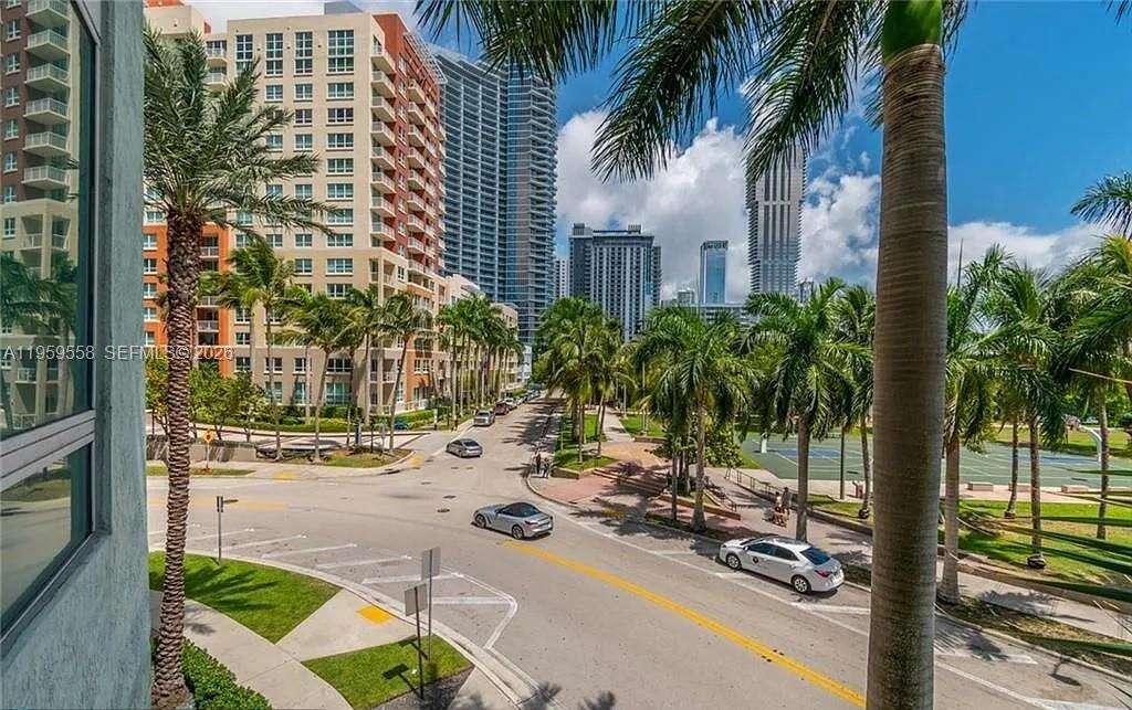 Quantum on the bay Unit #506 | Picture 21