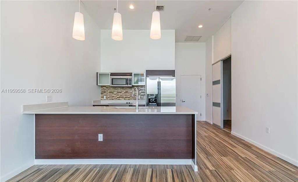 Quantum on the bay Unit #506 | Picture 4