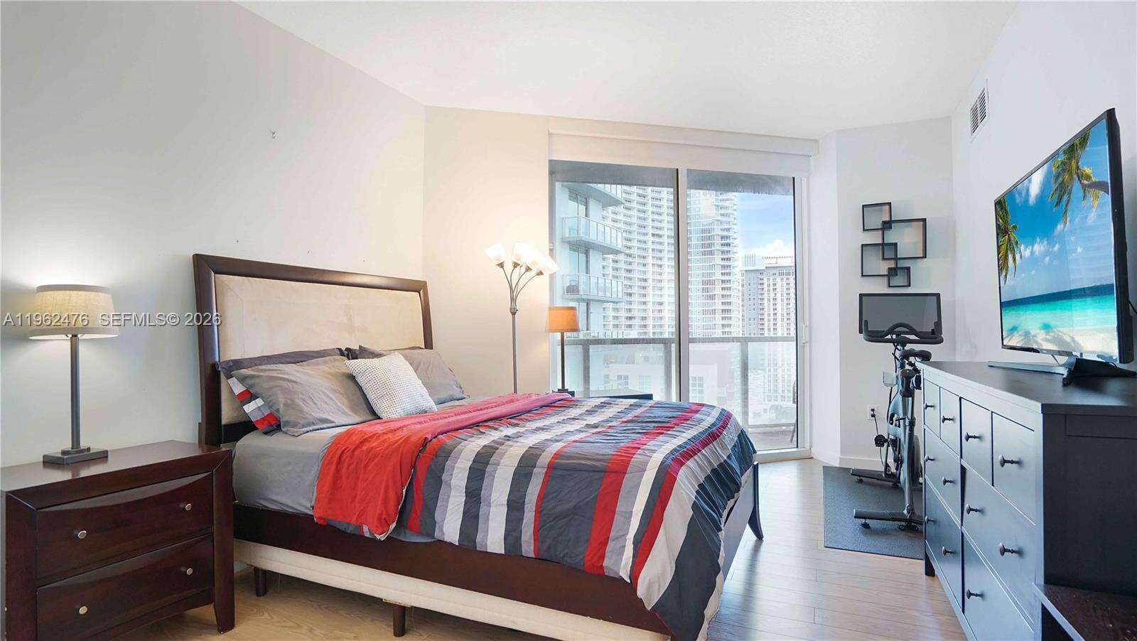 Quantum on the bay Unit #1708 | Picture 13