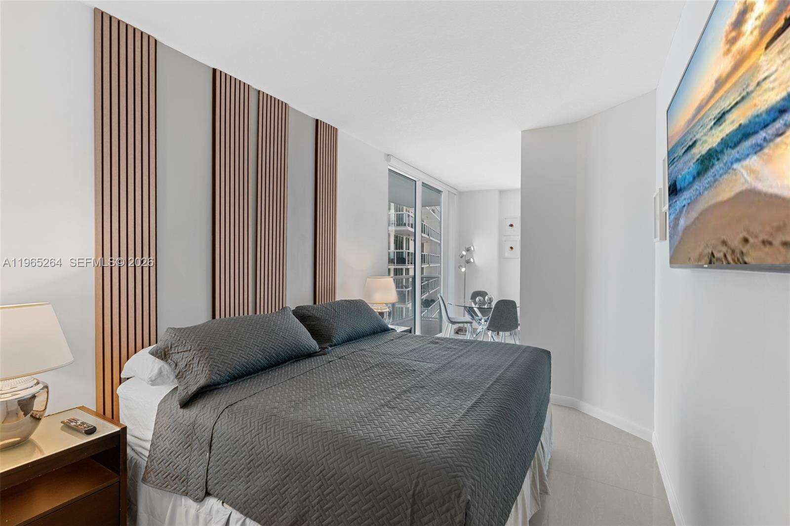 Quantum on the bay Unit #1505 | Picture 14