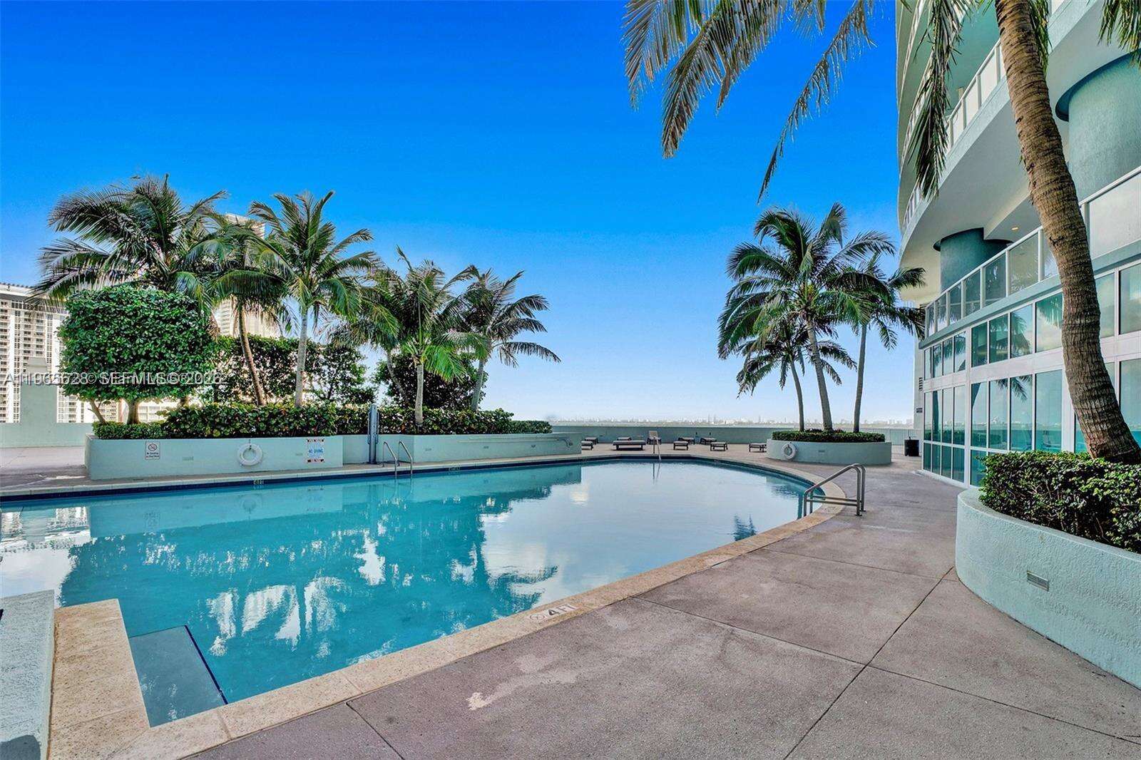 Quantum on the bay Unit #508 | Picture 17