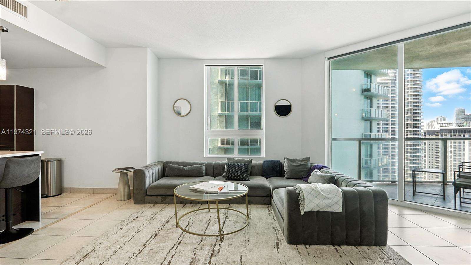 Quantum on the bay Unit #2810 | Picture 7