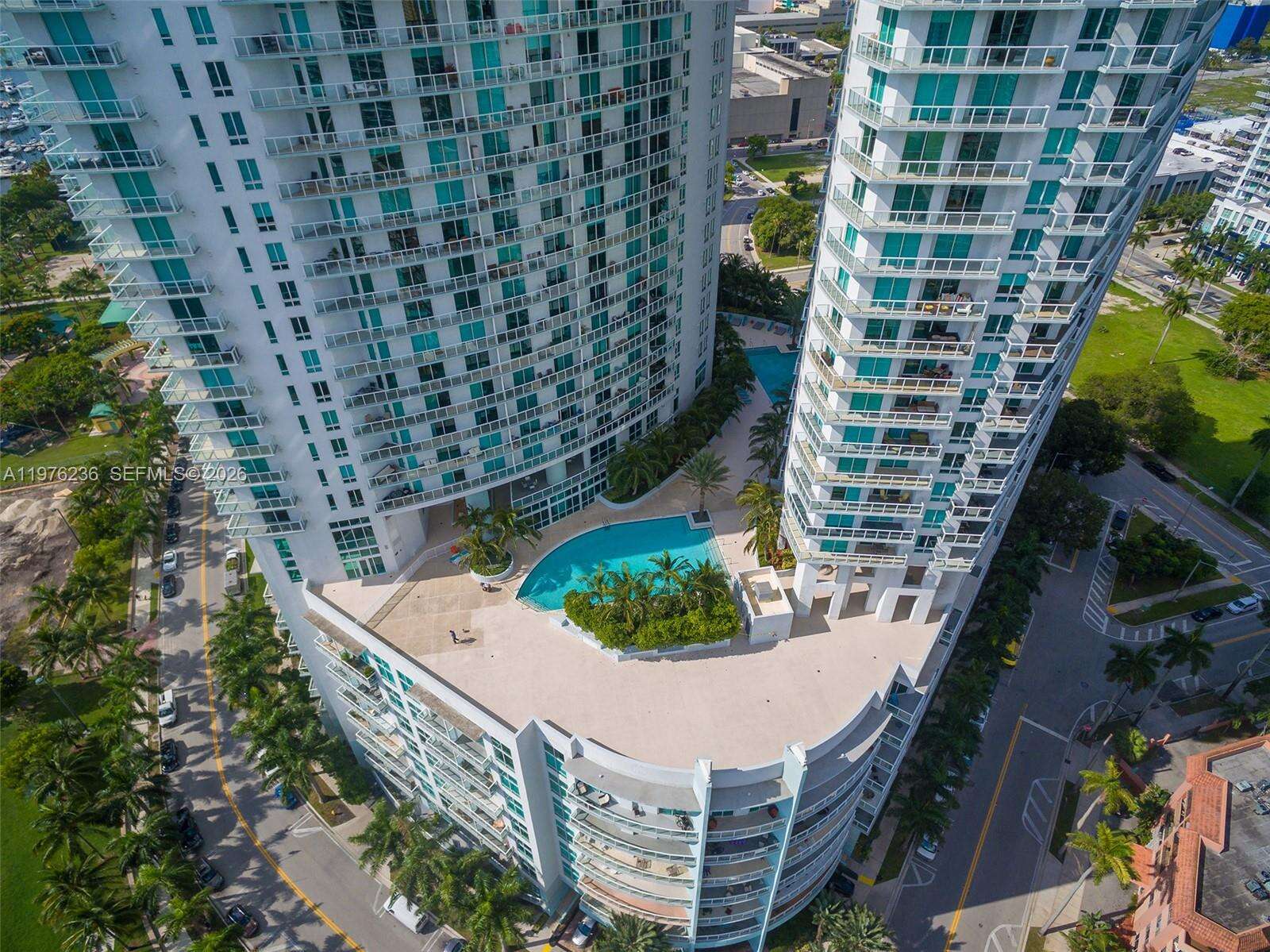 Quantum on the bay Unit #2512 | Picture 3