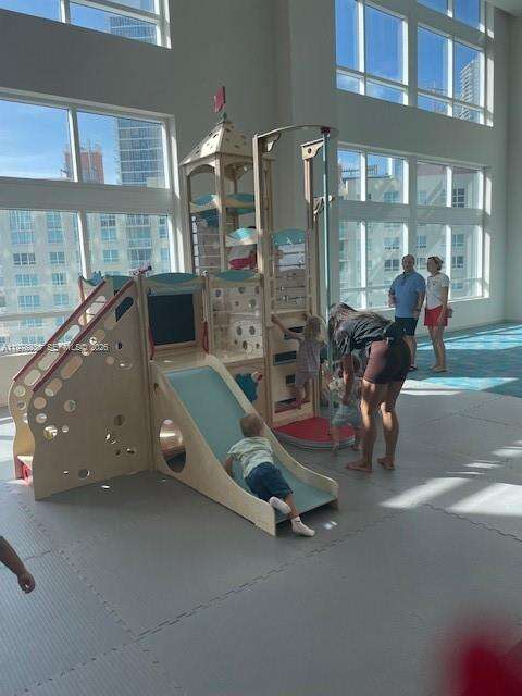 Quantum on the bay Unit #2512 | Picture 38