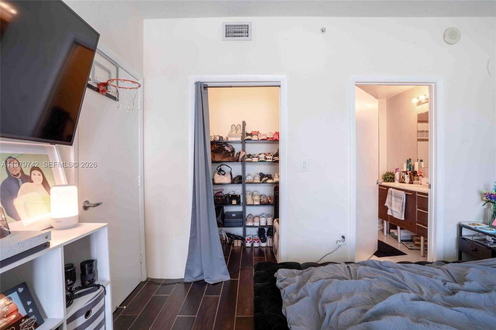 Quantum on the bay Unit #3616 | Picture 18